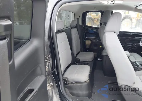 2022 GMC Canyon 4Wd Elevation Standard z USA, uszkodzony, nr VIN 1GTH6BEN2N1194405